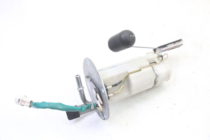 photo de POMPE A ESSENCE SUZUKI GSR 750 (2011 - 2017)