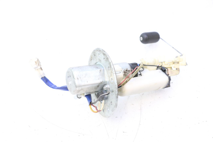 photo de POMPE A ESSENCE SUZUKI GSR 600 (2005 - 2012) - Vue principale