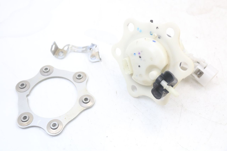 photo de POMPE A ESSENCE HONDA CRF R 250 (2020 - 2021)