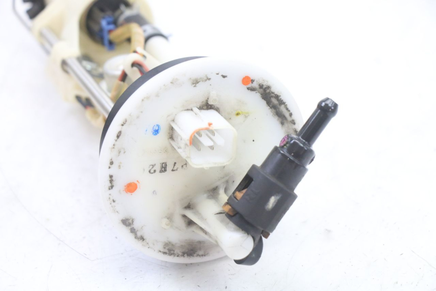 photo de POMPE A ESSENCE HONDA FES S-WING SWING ABS 125 (2007 - 2015)
