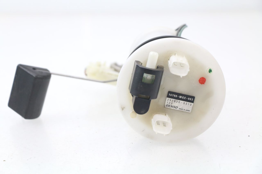 photo de POMPE A ESSENCE HONDA VFR F 1200 (2010 - 2015)