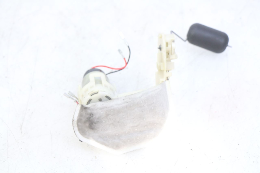 photo de POMPE A ESSENCE HONDA VISION NSC R 50 (2013 - 2015)