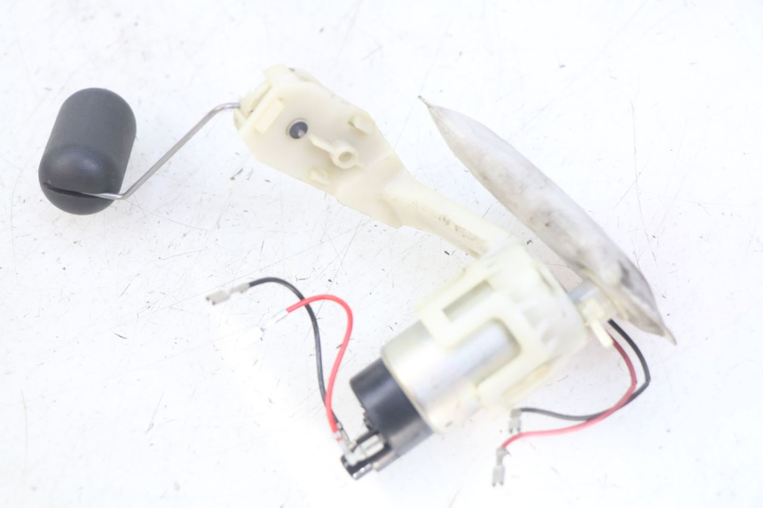 photo de POMPE A ESSENCE HONDA VISION NSC R 50 (2013 - 2015)