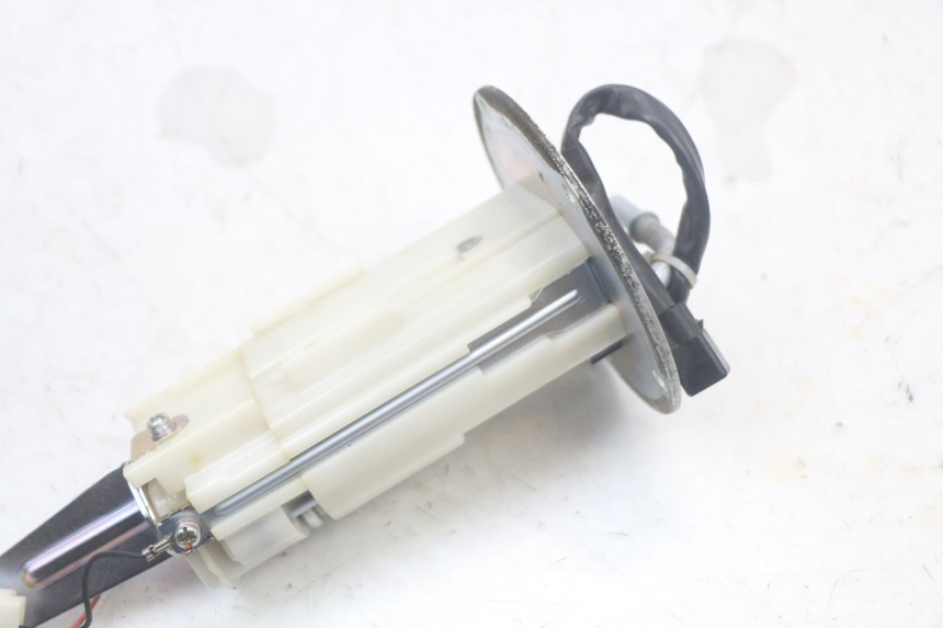 photo de POMPE A ESSENCE KAWASAKI ER-6 ER6 N 650 (2012 - 2016)