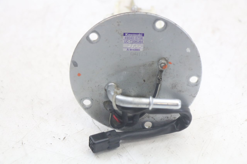 photo de POMPE A ESSENCE KAWASAKI ER-6 ER6 N 650 (2012 - 2016)