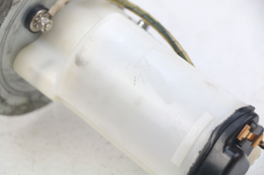 photo de POMPE A ESSENCE KAWASAKI Z S 750 (2003 - 2006)