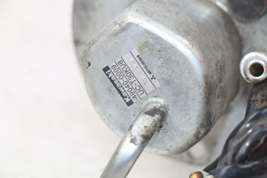 photo de POMPE A ESSENCE KAWASAKI Z S 750 (2003 - 2006)