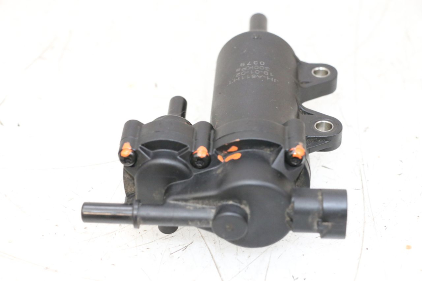 photo de POMPE A ESSENCE PEUGEOT KISBEE 4T 50 (2018 - 2022) - Points de fixation