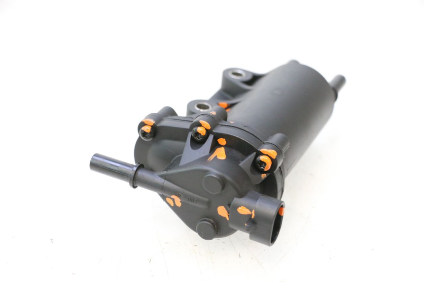 photo de POMPE A ESSENCE PEUGEOT KISBEE 4T 50 (2018 - 2022) - Autre angle de vue
