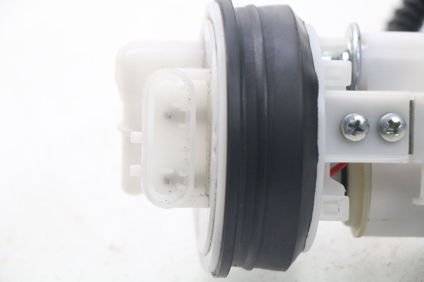 photo de POMPE A ESSENCE PIAGGIO MP3 HPE 500 (2019 - 2022)