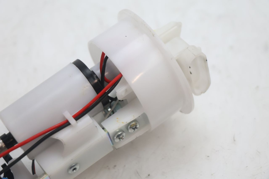 photo de POMPE A ESSENCE PIAGGIO MP3 HPE 530 (2022 - 2026) - Vue d’ensemble