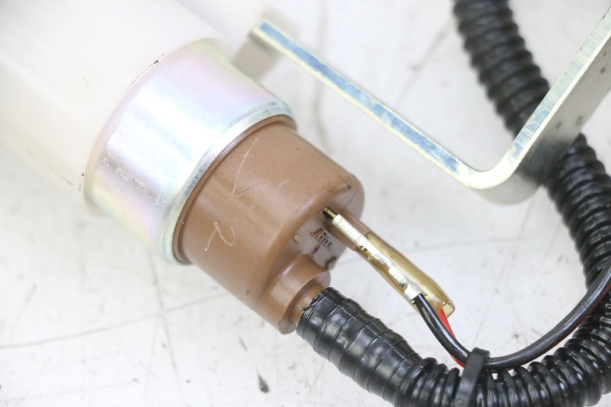 photo de POMPE A ESSENCE PIAGGIO MP3 LT 300 (2010 - 2016)