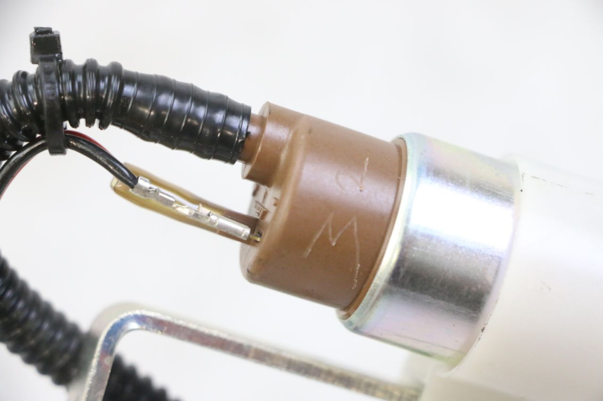 photo de POMPE A ESSENCE PIAGGIO MP3 LT 300 (2010 - 2016)