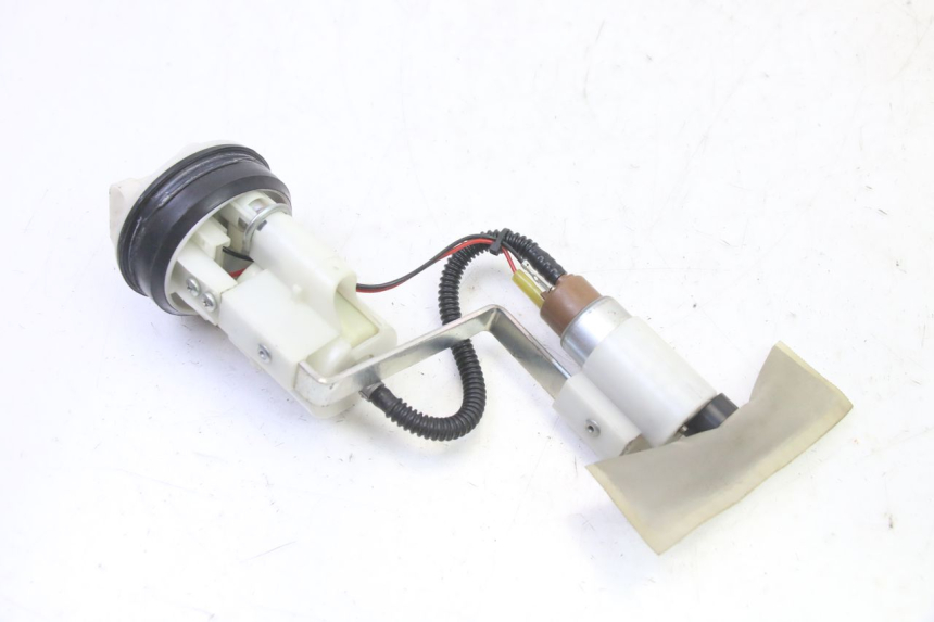 photo de POMPE A ESSENCE PIAGGIO MP3 RL 250 (2007 - 2010)