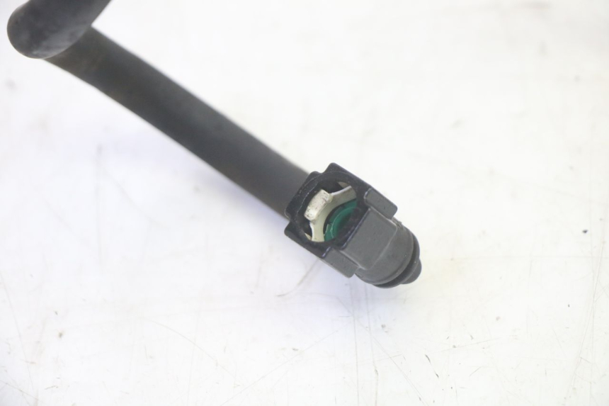 photo de POMPE A ESSENCE PIAGGIO MP3 RL 250 (2007 - 2010) - Points de fixation