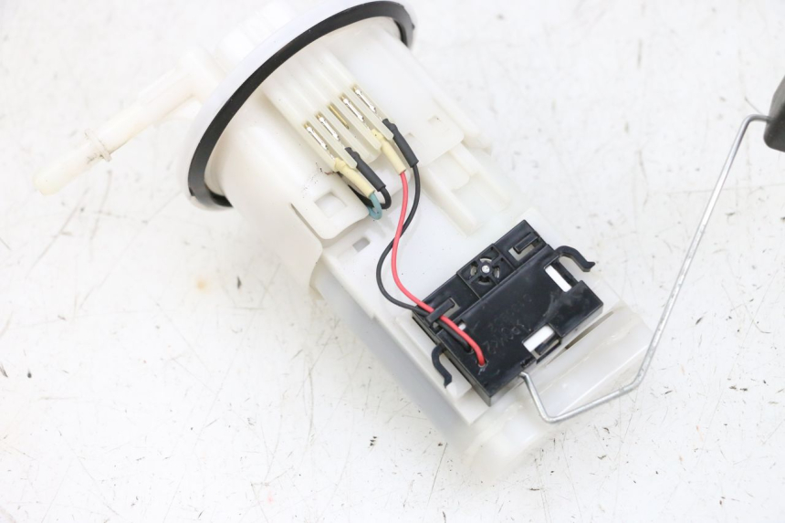 photo de POMPE A ESSENCE YAMAHA MT-07 MT07 ABS 700 (2018 - 2020) - Points de fixation