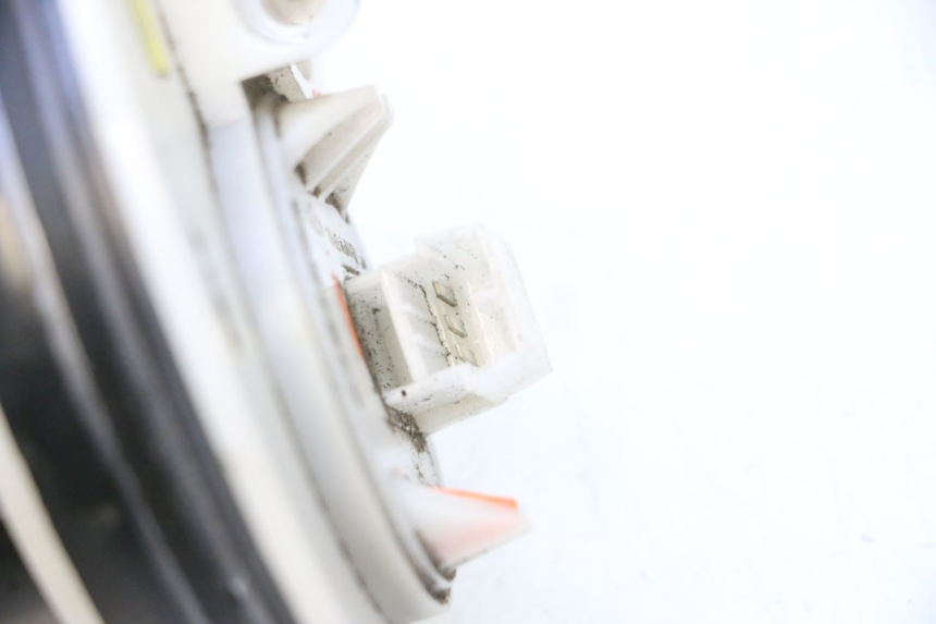 photo de POMPE A ESSENCE YAMAHA NEOS NEO'S 4T 50 (2008 - 2016) - Autre angle de vue