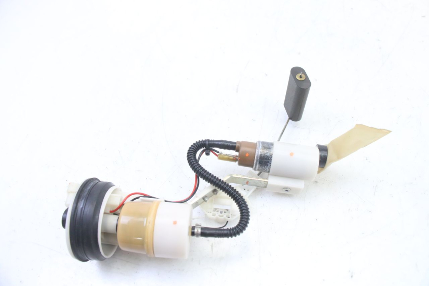 photo de POMPE A ESSENCE GILERA NEXUS 125 (2009 - 2013)