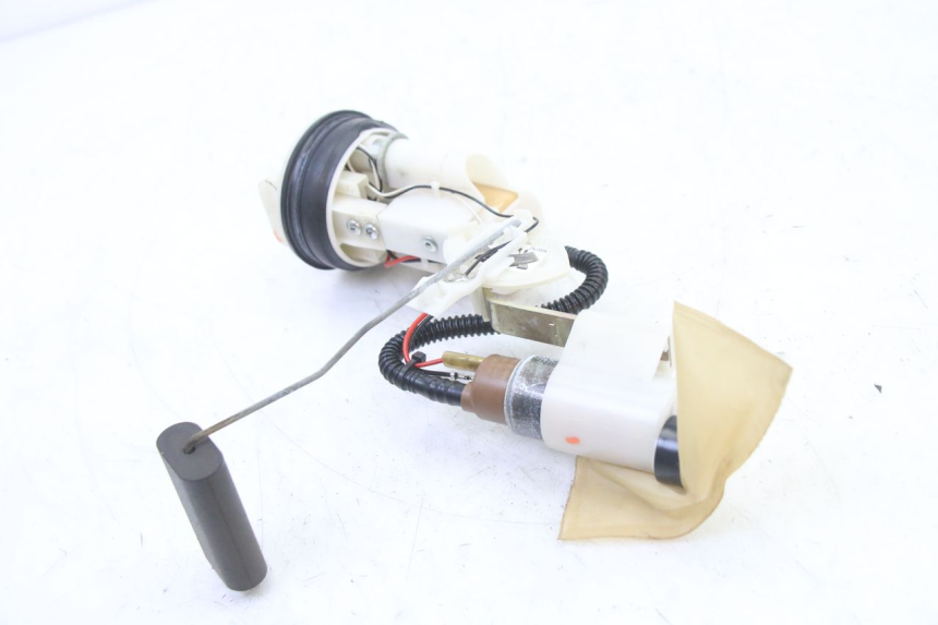 photo de POMPE A ESSENCE GILERA NEXUS 125 (2009 - 2013)