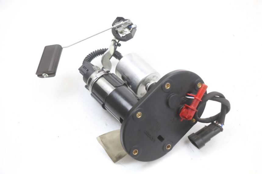 photo de POMPE A ESSENCE MOTO GUZZI NORGE 8V GT 1200 (2011 - 2016) - Autre angle de vue