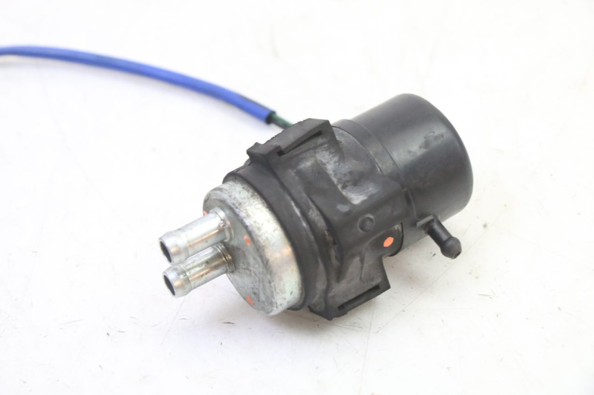 photo de POMPE A ESSENCE HONDA NTV DEAUVILLE 650 (2001 - 2006)