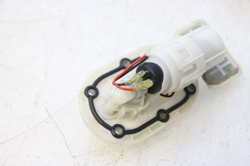photo de POMPE A ESSENCE JM MOTORS OLDIES 4T 50 (2020 - 2026) - Points de fixation