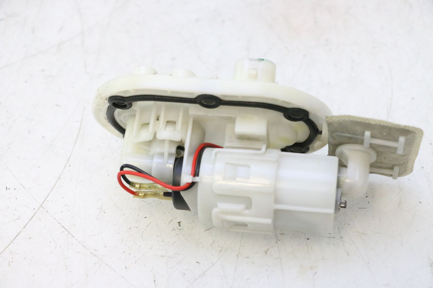 photo de POMPE A ESSENCE JM MOTORS OLDIES 4T 50 (2020 - 2026) - État de surface
