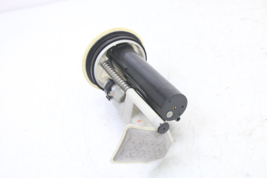 photo de POMPE A ESSENCE MBK OVETTO 4T 50 (2008 - 2016)