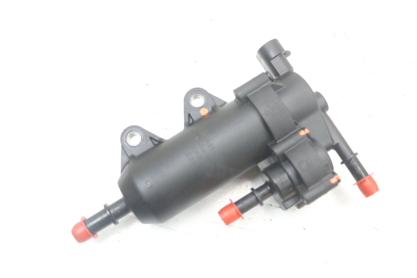 photo de POMPE A ESSENCE PEUGEOT STREETZONE 4T 50 (2018 - 2023)