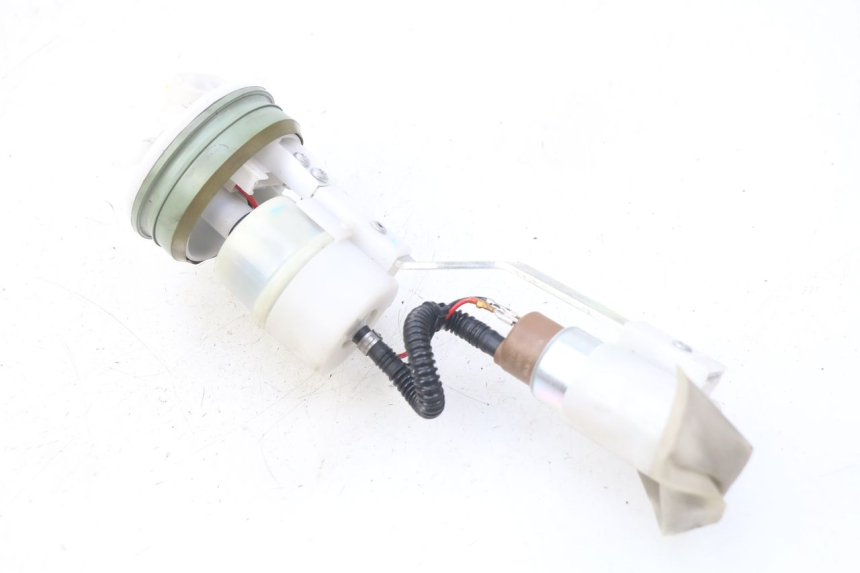 photo de POMPE A ESSENCE PIAGGIO LIBERTY IGET S 125 (2016 - 2020)