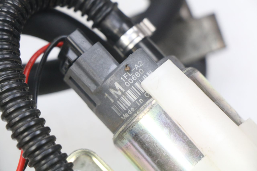 photo de POMPE A ESSENCE PIAGGIO MP3 500 (2011 - 2015)