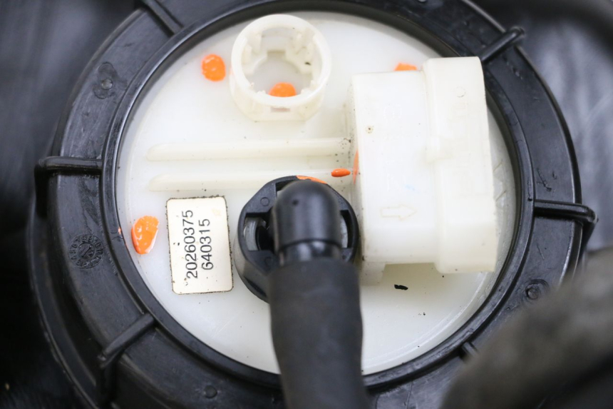 photo de POMPE A ESSENCE PIAGGIO MP3 500 (2011 - 2015)