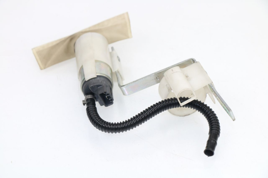 photo de POMPE A ESSENCE PIAGGIO MP3 500 (2011 - 2015)