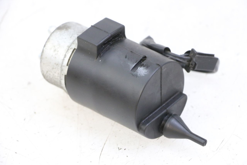photo de POMPE A ESSENCE PIAGGIO VESPA LX 150 (2005 - 2013)