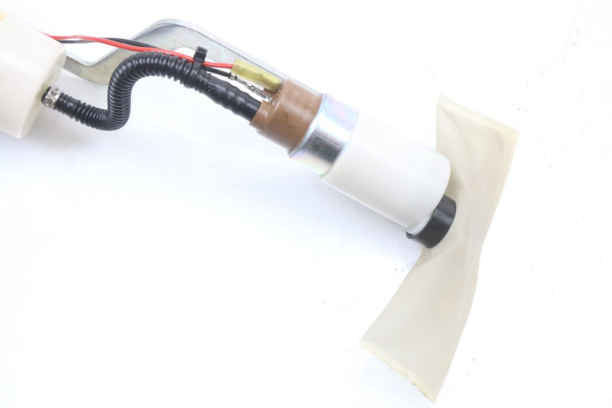 photo de POMPE A ESSENCE PIAGGIO X10 125 (2012 - 2017)