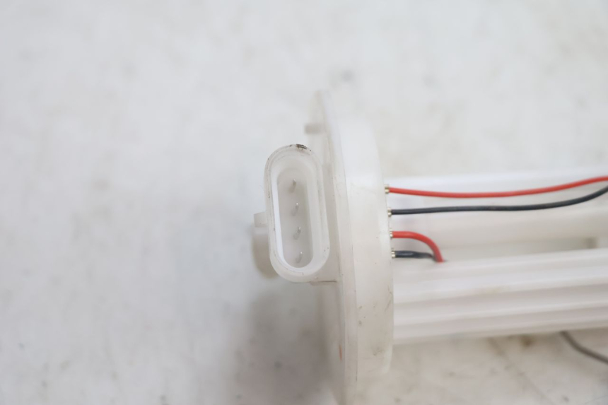 photo de POMPE A ESSENCE JM MOTORS R-MAX TECH 50 (2024 - 2026) - Autre angle de vue
