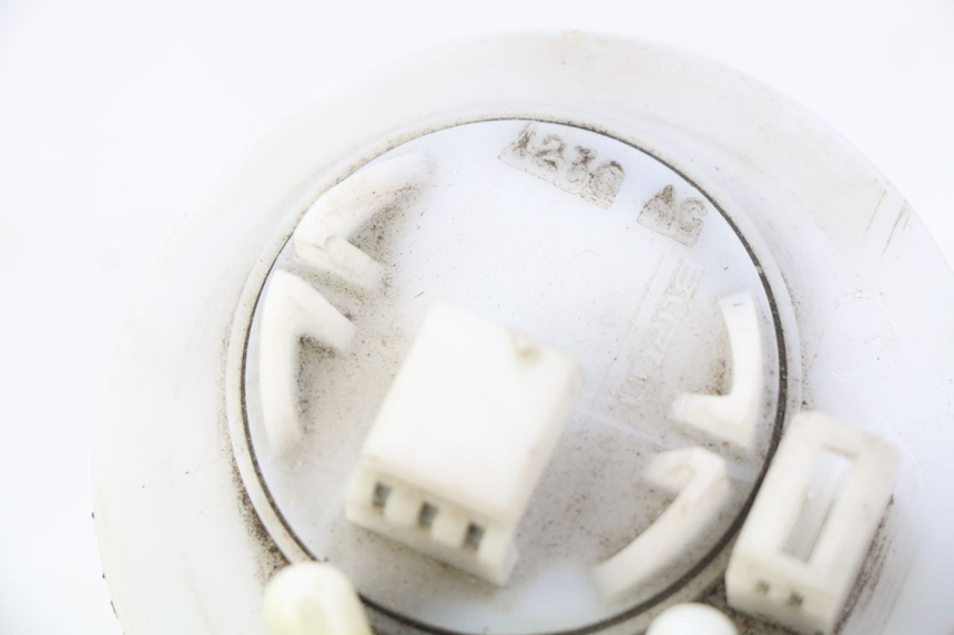 photo de POMPE A ESSENCE PEUGEOT SATELIS COMPRESSOR K15 125 (2006 - 2009) - Vue d’ensemble