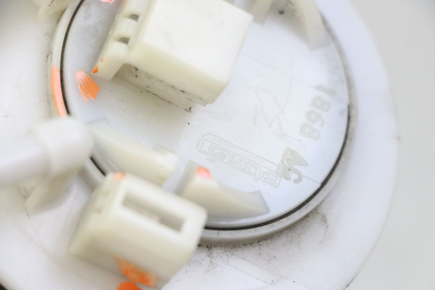 photo de POMPE A ESSENCE PEUGEOT SATELIS COMPRESSOR K15 125 (2006 - 2009)