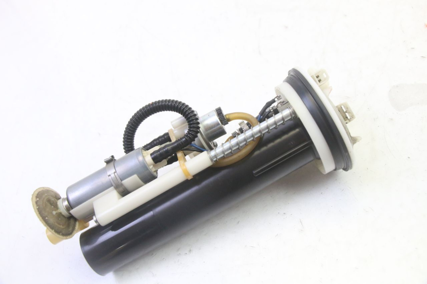 photo de POMPE A ESSENCE PEUGEOT SATELIS 125 (2010 - 2012)