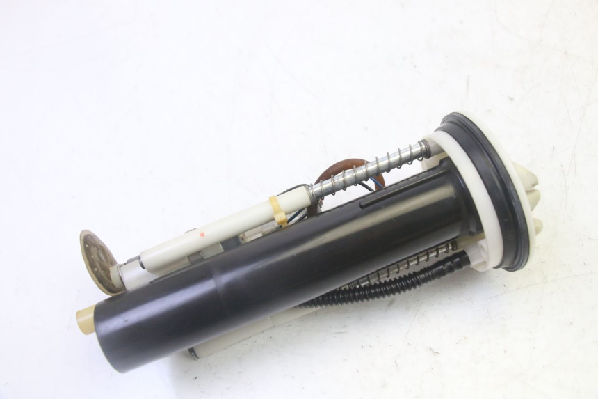 photo de POMPE A ESSENCE PEUGEOT SATELIS 125 (2006 - 2009)