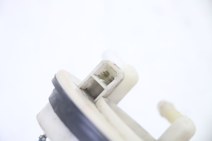 photo de POMPE A ESSENCE PEUGEOT SATELIS 125 (2006 - 2009)