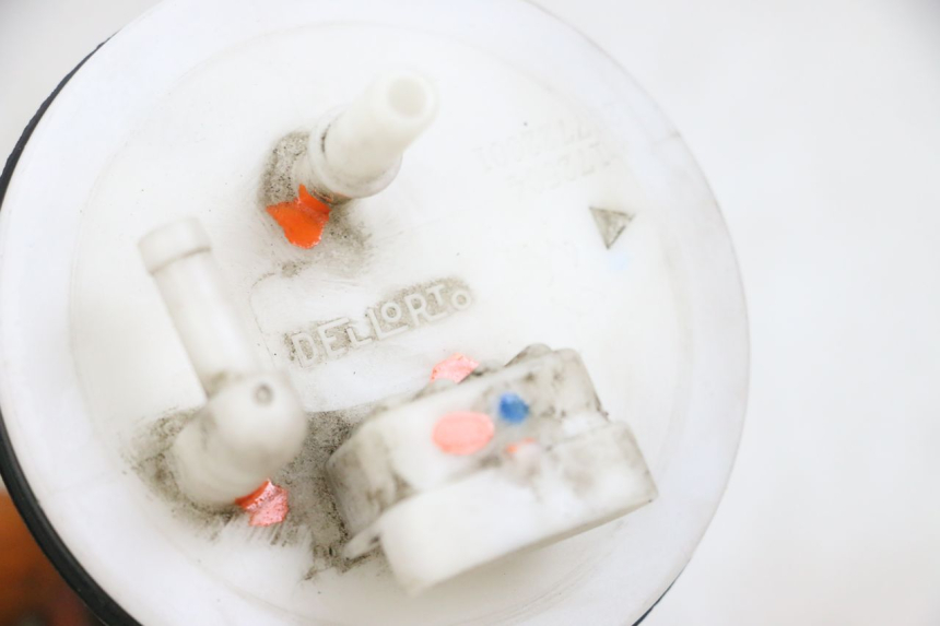 photo de POMPE A ESSENCE PEUGEOT SATELIS 125 (2013 - 2018) - Vue d’ensemble