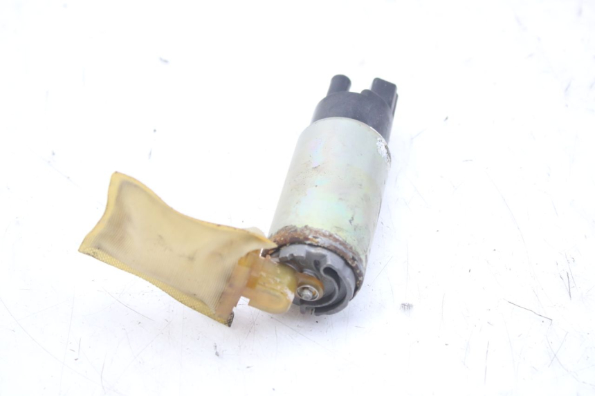 photo de POMPE A ESSENCE TRIUMPH SPRINT ST 955 (1999 - 2001)