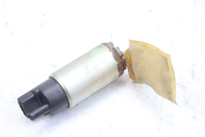 photo de POMPE A ESSENCE TRIUMPH SPRINT ST 955 (1999 - 2001)