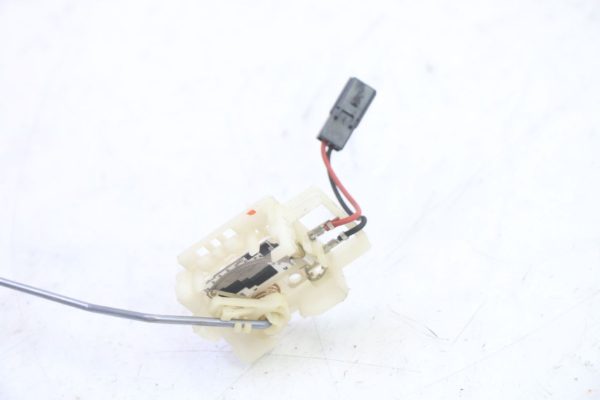 photo de POMPE A ESSENCE YAMAHA TDM ABS 900 (2002 - 2014)