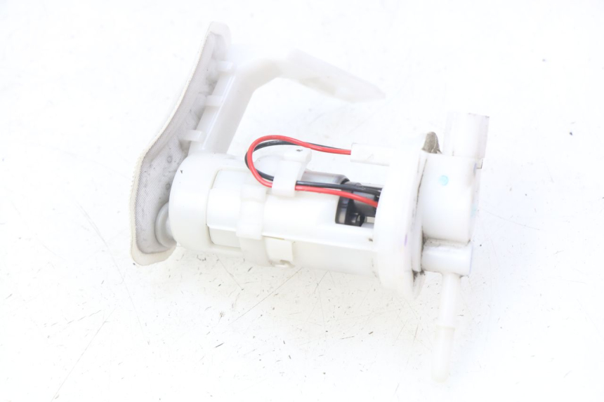 photo de POMPE A ESSENCE PIAGGIO VESPA GTS IGET ABS 125 (2017 - 2023)