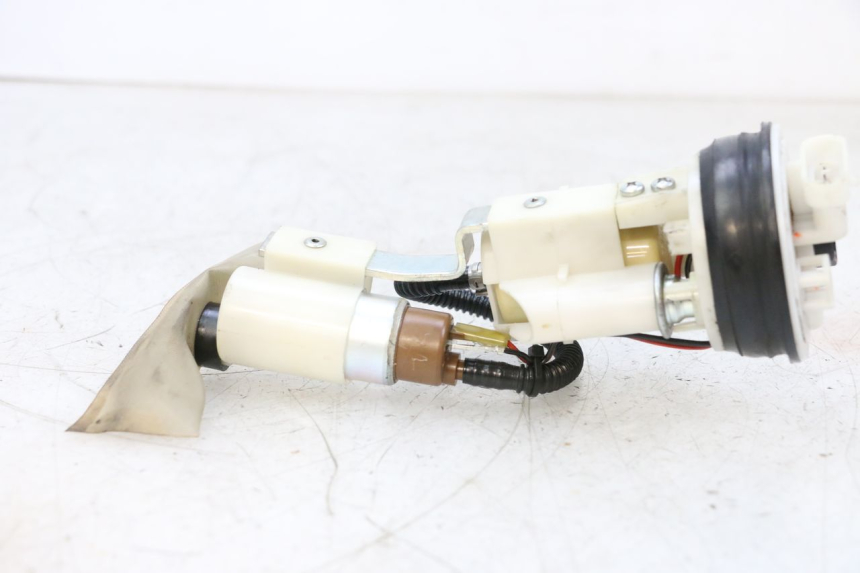 photo de POMPE A ESSENCE PIAGGIO VESPA GTS SUPER IE 125 (2009 - 2016) - Pièce contrôlée