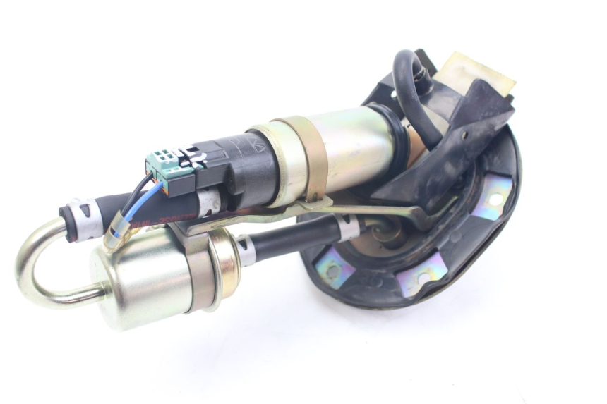 photo de POMPE A ESSENCE HONDA VFR FI RC46 800 (1998 - 2001) - Vue d’ensemble