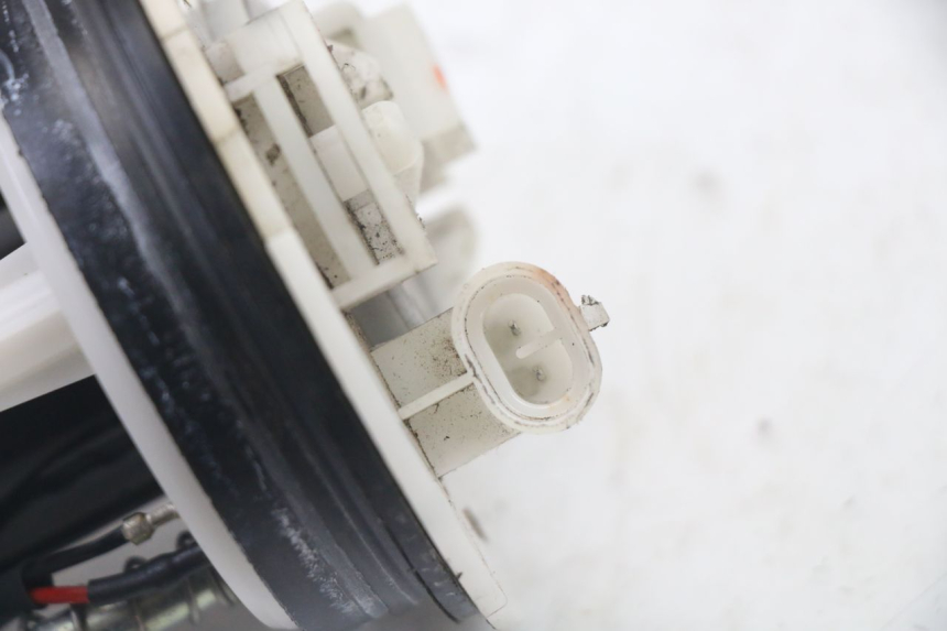 photo de POMPE A ESSENCE YAMAHA X-MAX XMAX 125 (2010 - 2014)
