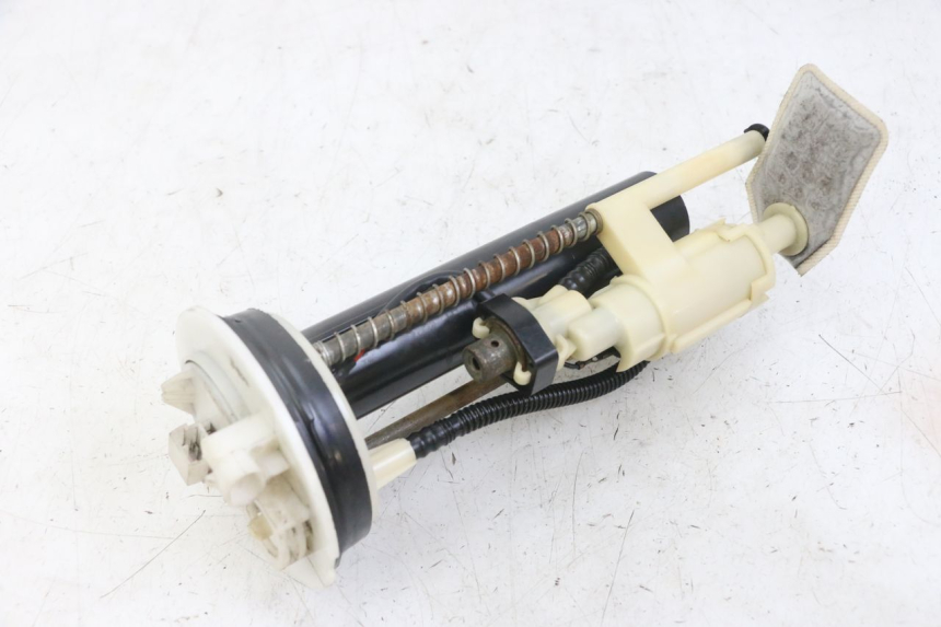 photo de POMPE A ESSENCE YAMAHA X-MAX XMAX 125 (2010 - 2014)